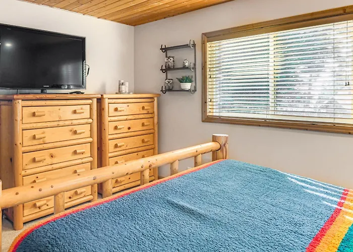 Ferienhaus Wyoming W/ Hot Tub & Mountain-view Deck Thayne