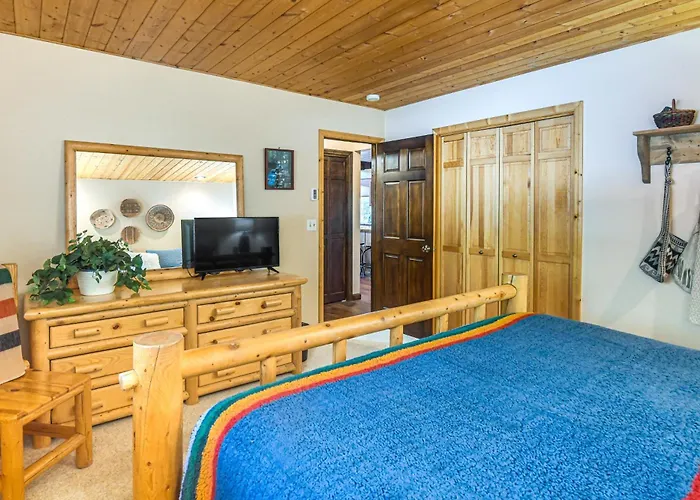 Wyoming W/ Hot Tub & Mountain-view Deck Ferienhaus